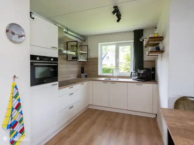 Casa de campo para pescar y montar en bicicleta 5* en Países Bajos, Drente, Westerbork - casa vacacional La hermosa cocina