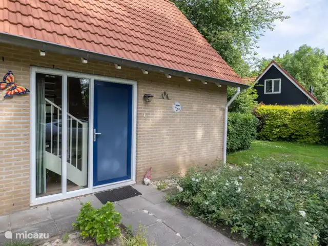 Casa de campo para pescar y montar en bicicleta 5* en Países Bajos, Drente, Westerbork - casa vacacional Entrada a la casa de vacaciones