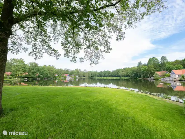 Casa de campo para pescar y montar en bicicleta 5* en Países Bajos, Drente, Westerbork - casa vacacional Vista del lago