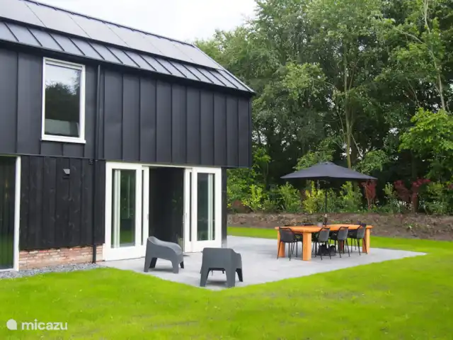 La Casa del Granero Negro en Países Bajos, Frise, Noordwolde - casa vacacional