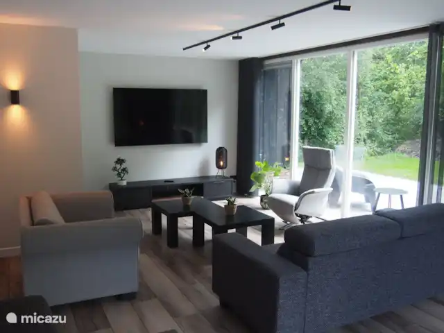 La Casa del Granero Negro en Países Bajos, Frise, Noordwolde - casa vacacional Sala de estar 1