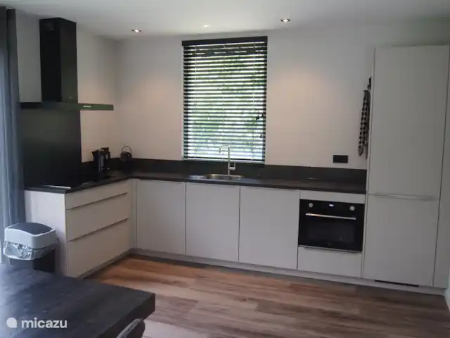 La Casa del Granero Negro en Países Bajos, Frise, Noordwolde - casa vacacional Cocina