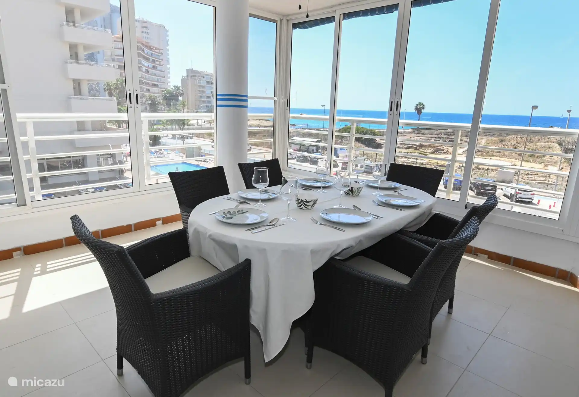 Terrasse avec vue sur la mer