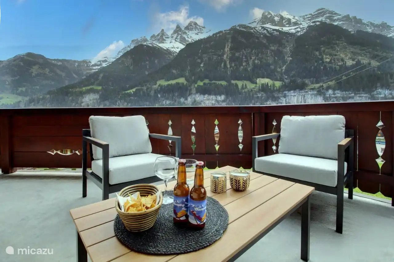 Collation et boisson et profitez de la rémanence après une belle journée à la montagne ou simplement un moment de détente pendant vos vacances.