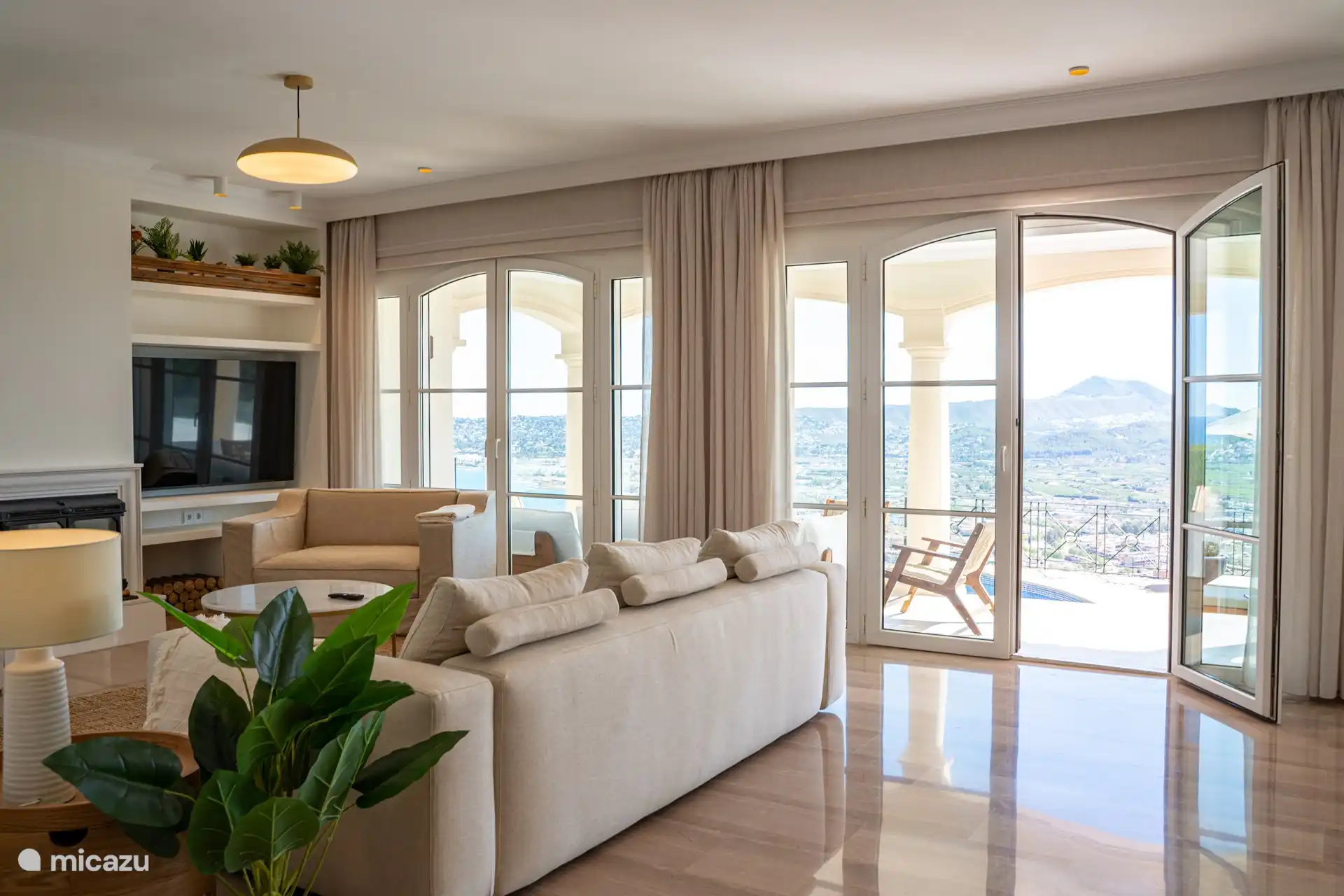 Wohnzimmer mit herrlichem Ausblick