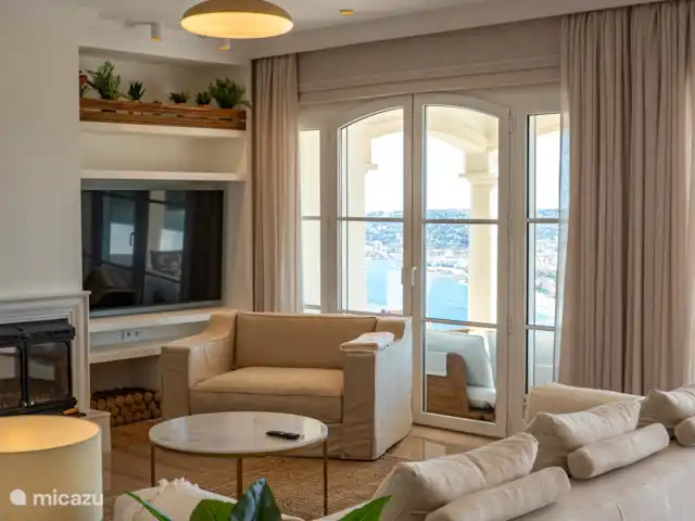 Fietsen, Spanje, Costa Blanca, Jávea, villa Villa Hiedra woonkamer