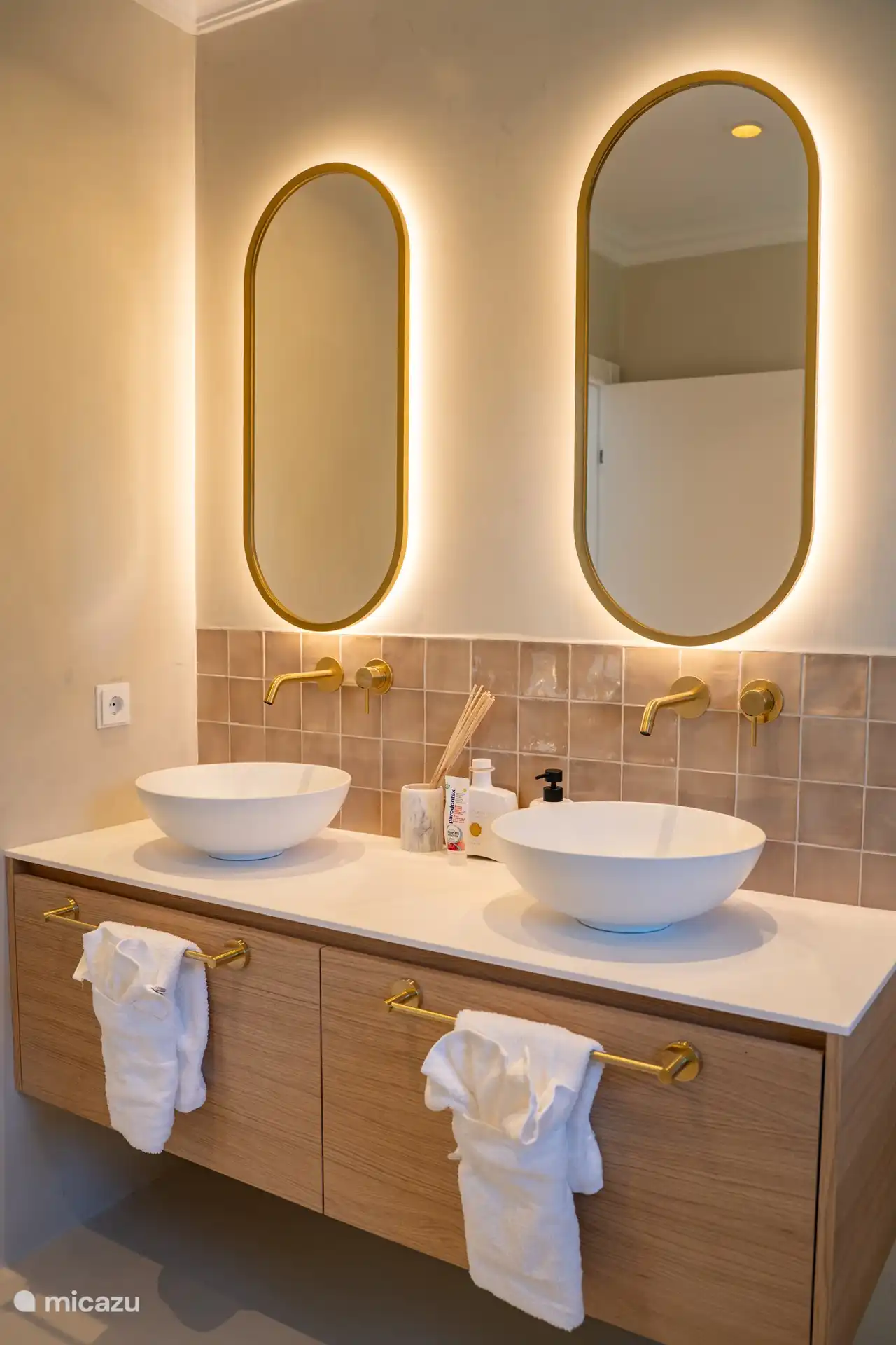 Badezimmer Hauptschlafzimmer