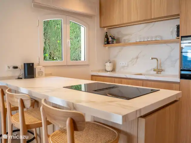 Fietsen, Spanje, Costa Blanca, Jávea, villa Villa Hiedra keuken