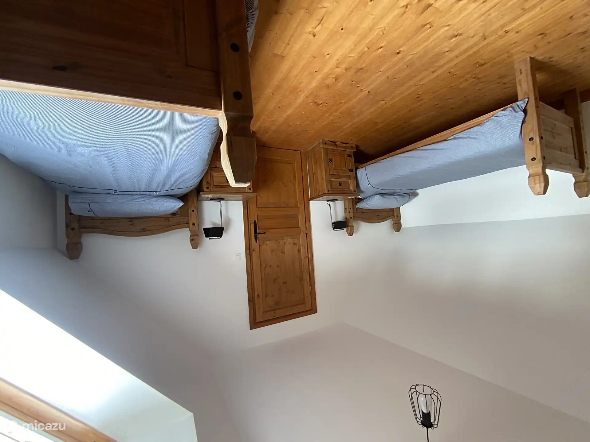 Chambre à deux lits