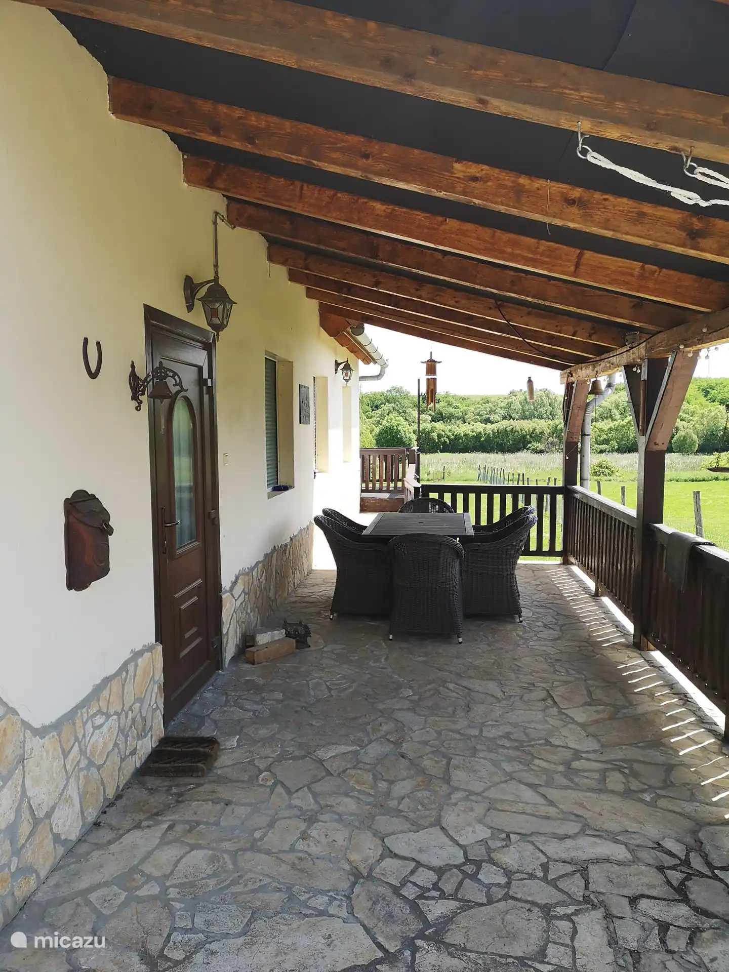 Überdachte Terrasse