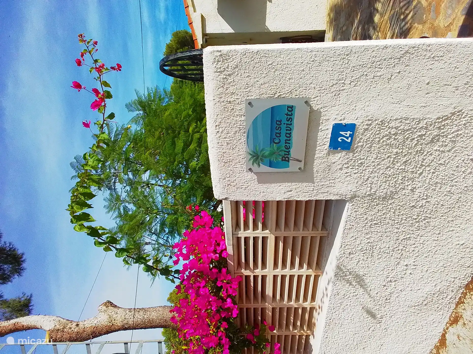 Entrance to the villa and the apartment