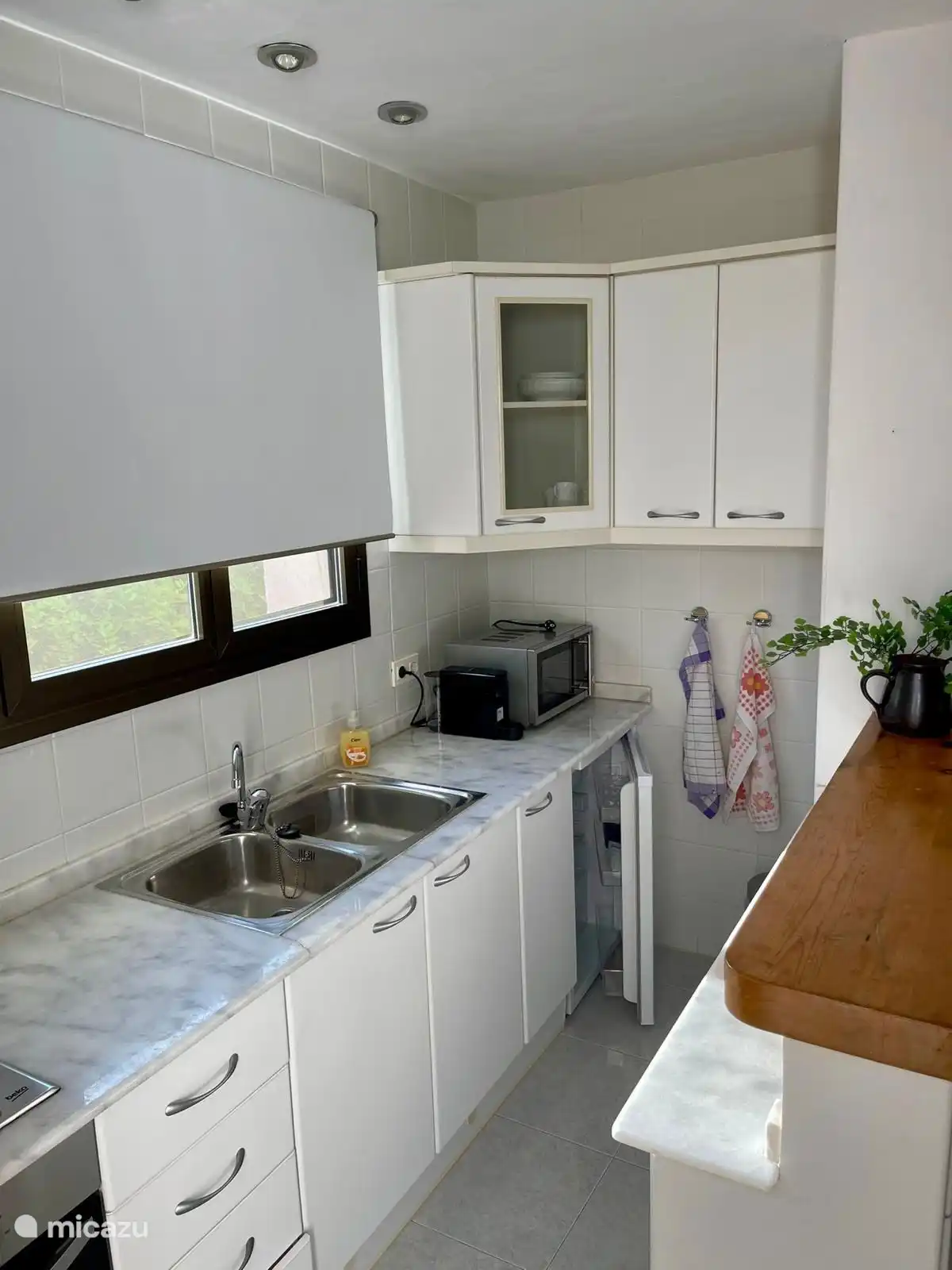 Appartement en bas : cuisine