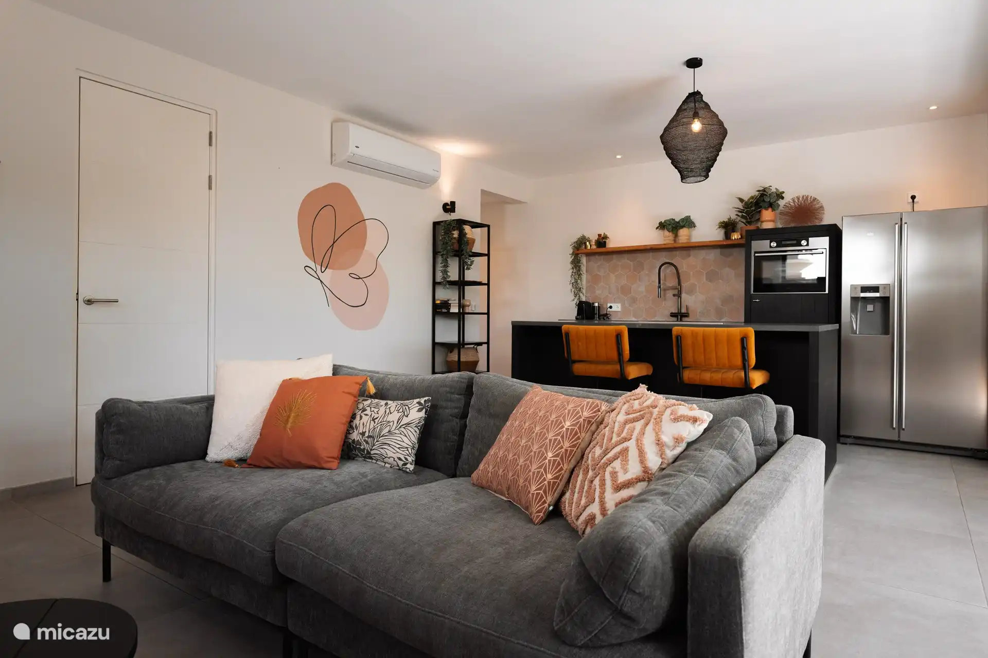 Overview photo of the kitchen from the living room.