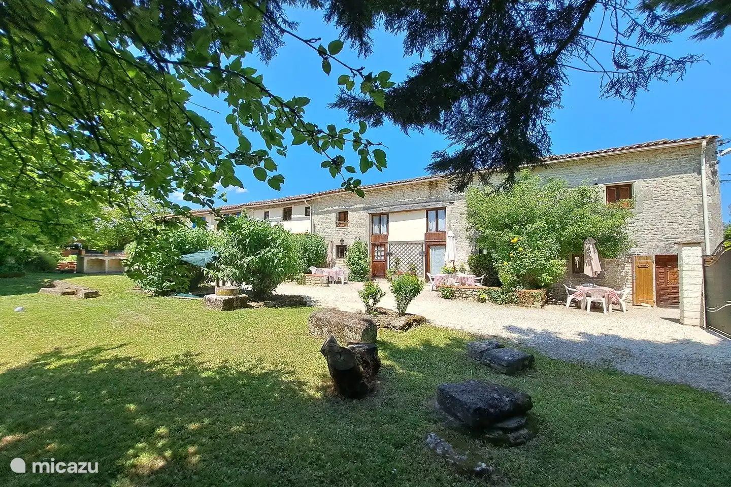 gîte / hütte, Saint-Pierre-de-Juillers, Charente-Maritime, Frankreich - Ferienhaus 'Grenier' - La Grange du Moulin