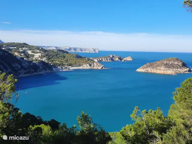 Location de Vacances Espagne, Costa Blanca, Jávea, appartement - Casa Fontana Del Sol Belle promenade avec vue sur Javea au loin