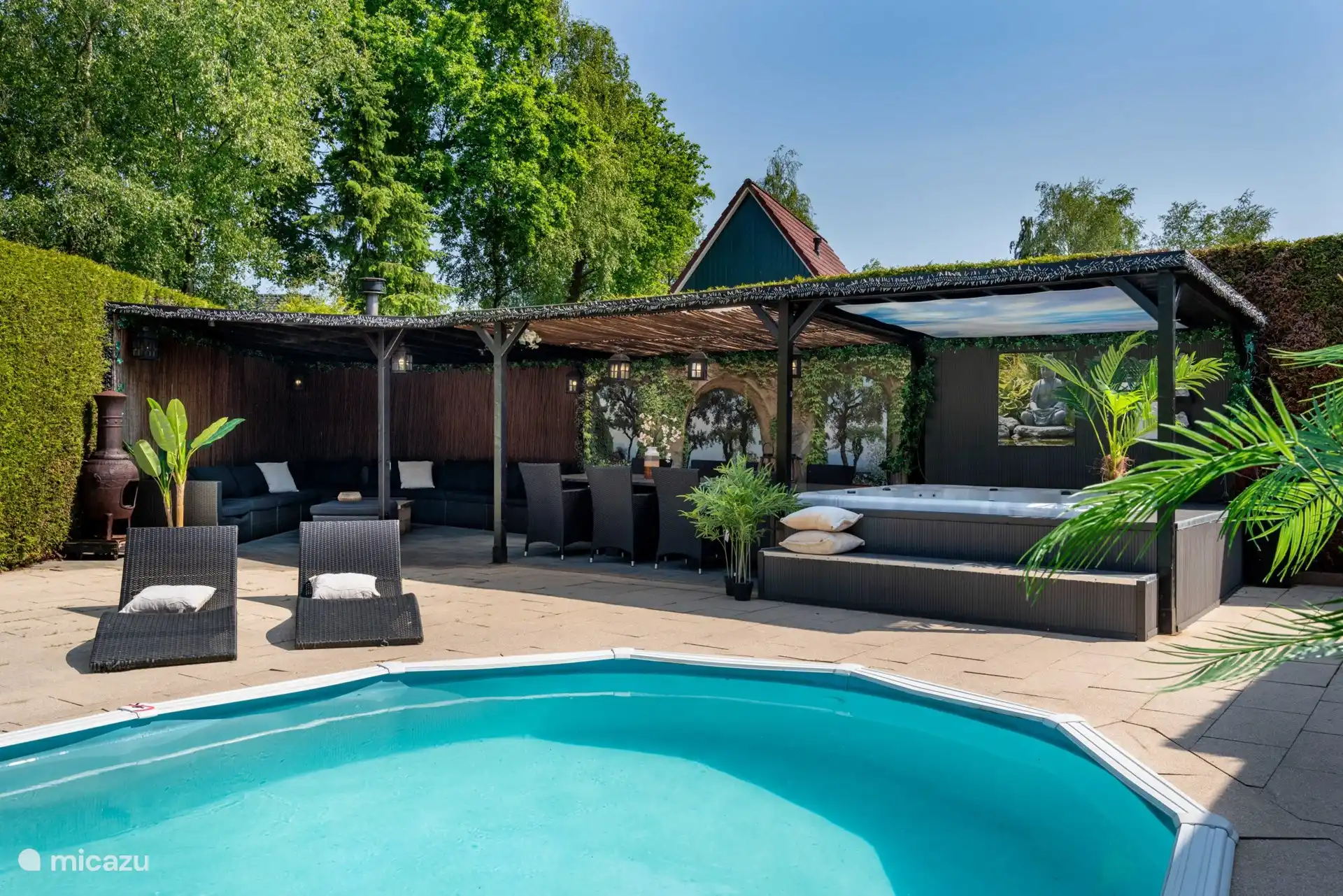 Wellnesshuisdrender private Pool