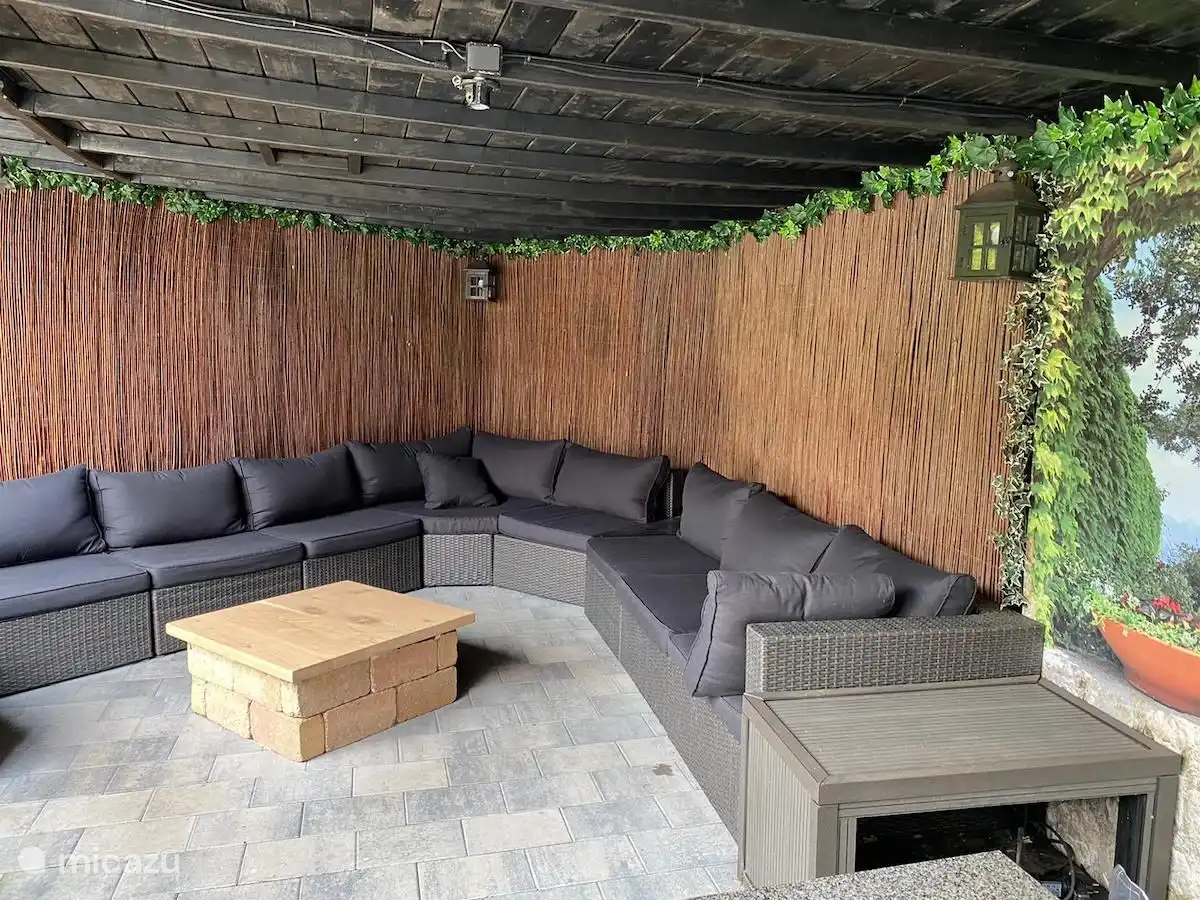 Wellnesshuisdrender private Pool