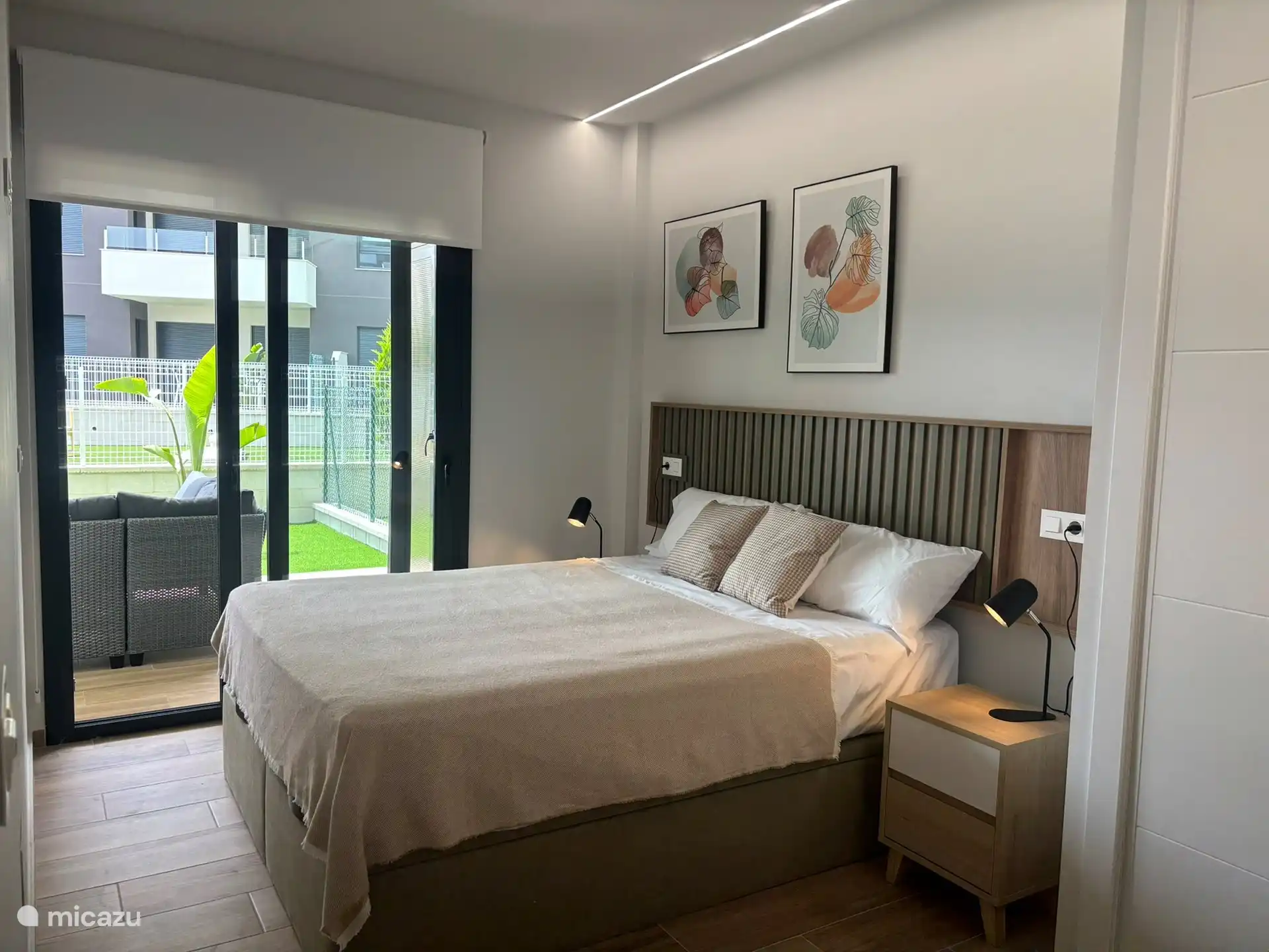 La chambre parentale avec un lit double de 160x200 cm.