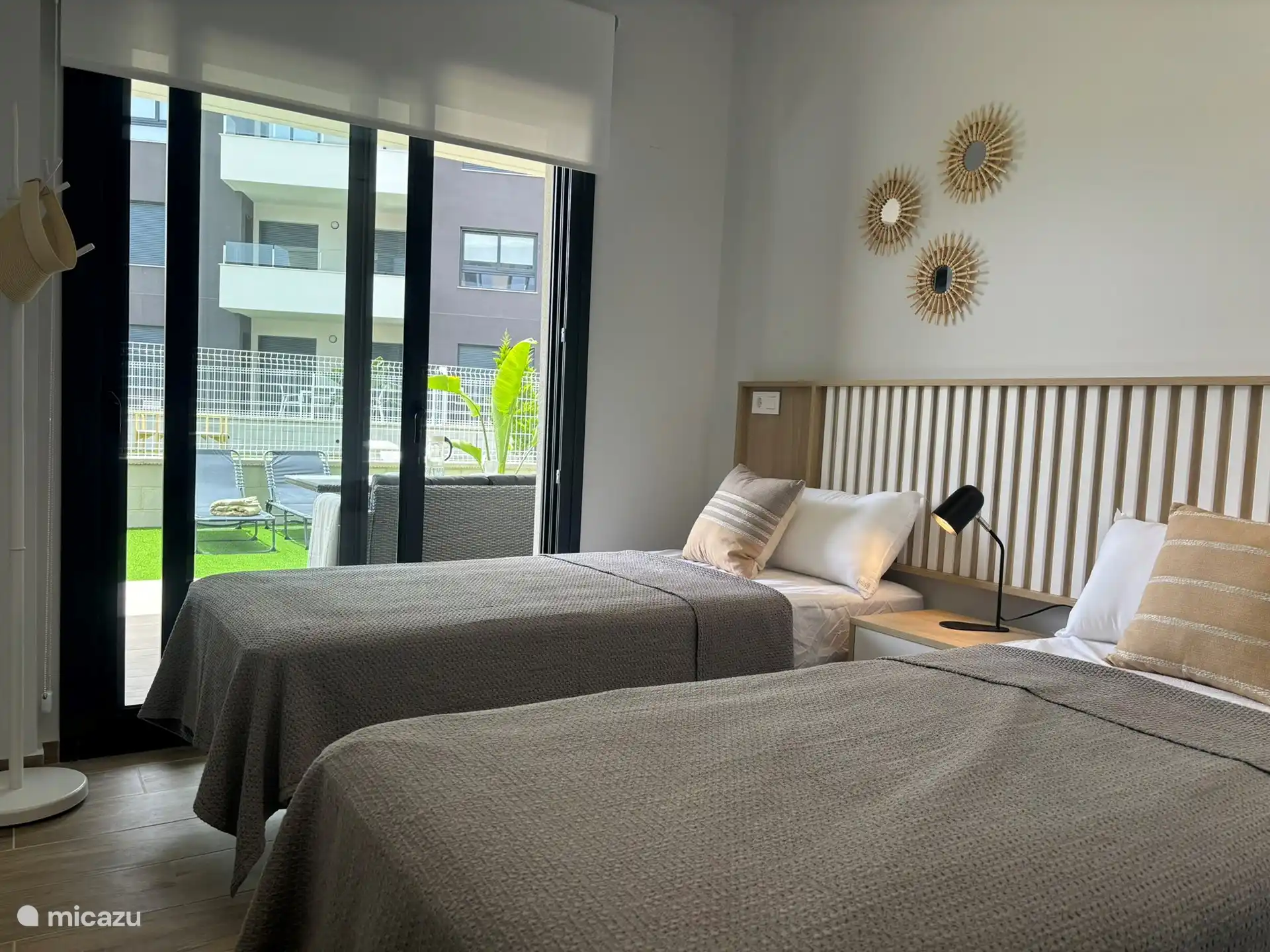 La deuxième chambre avec 2 lits de 90x200 cm.