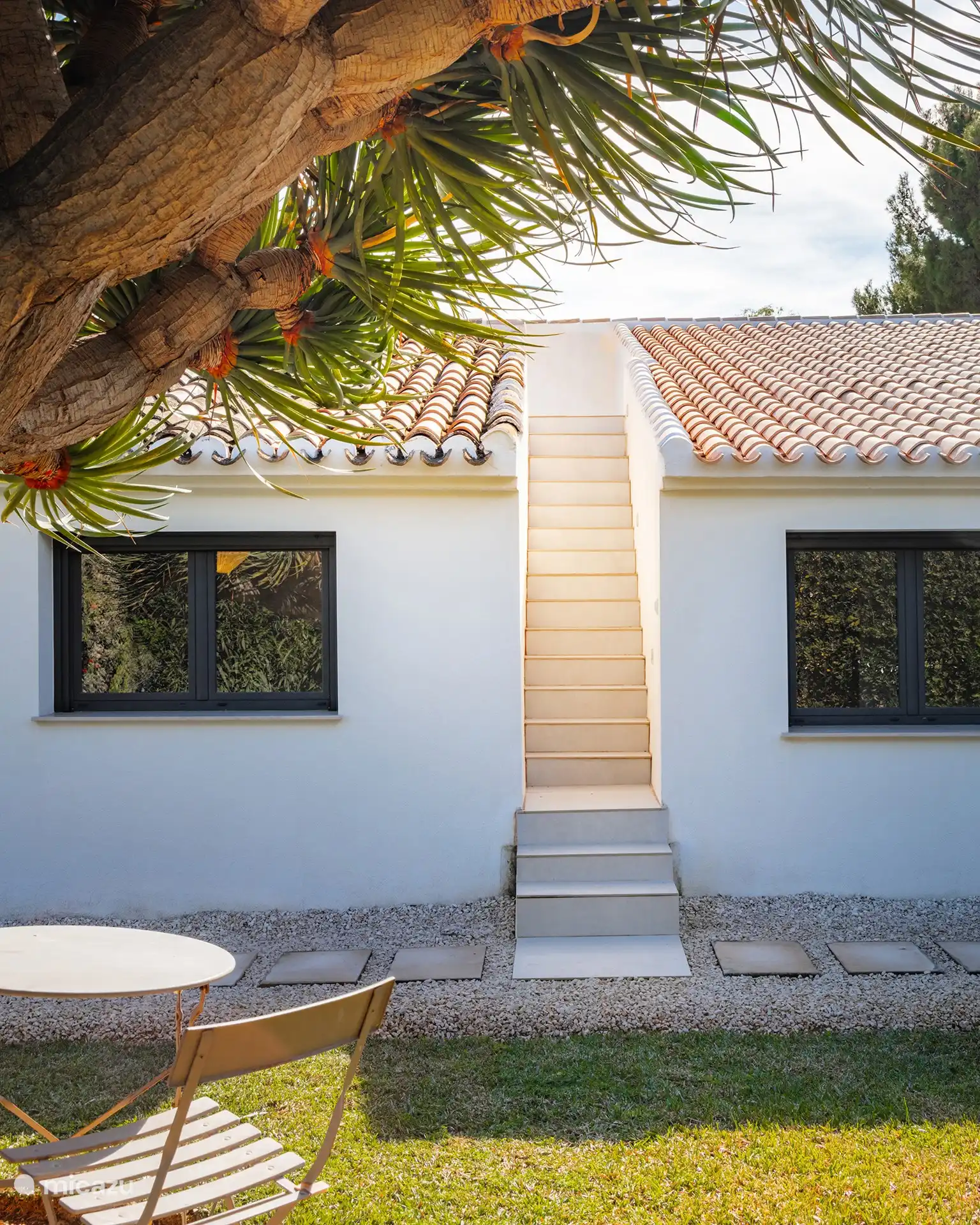 Escalier menant à la chambre à l’étage