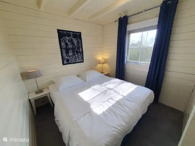 La jeune Jelle | Pays-Bas, Frise, Terherne - cabane en bois / lodge De jolis lits à sommier tapissier