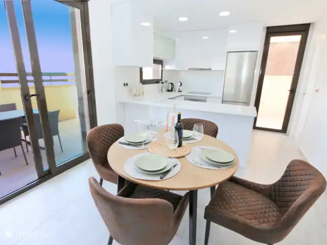 Villa avec piscine privée près de la plage | Espagne, Murcia, San Pedro del Pinatar - villa Salle à manger et cuisine