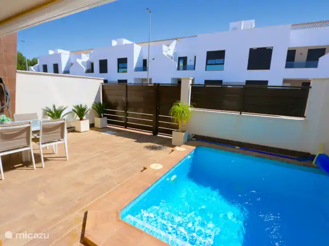 Moderne bungalow en privé zwembad huren in Spanje, Murcia, San Pedro del Pinatar - bungalow Tuin met privé zwembad