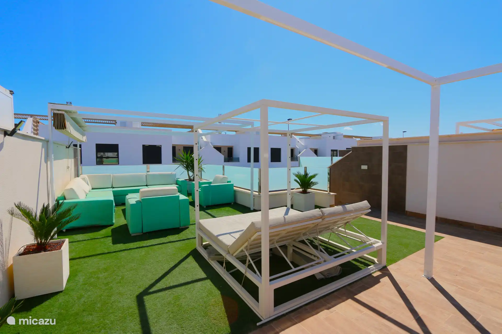 Großzügige Dachterrasse 