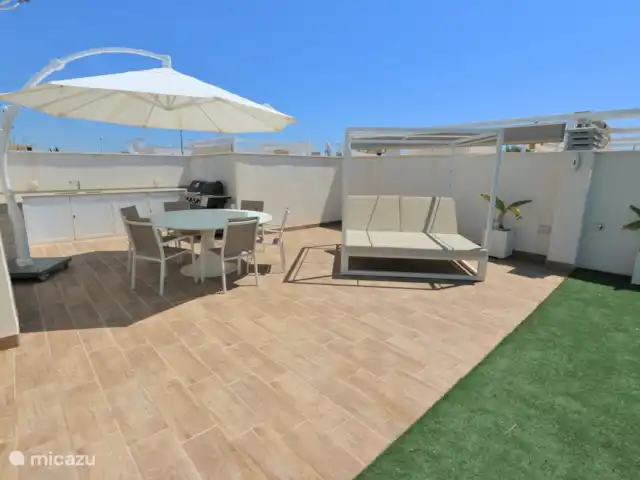 Moderne bungalow en privé zwembad huren in Spanje, Murcia, San Pedro del Pinatar - bungalow Ruim dakterras