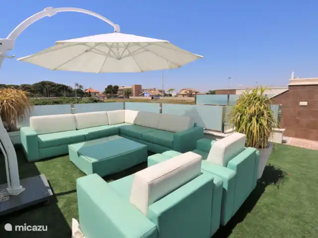 Moderne bungalow en privé zwembad huren in Spanje, Murcia, San Pedro del Pinatar - bungalow Ruim dakterras