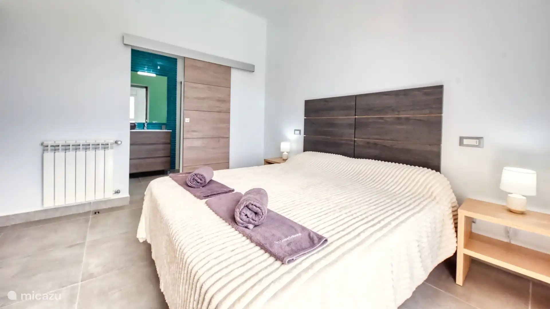 Treat yourself to a holiday in this luxury holiday home with spectacular views!