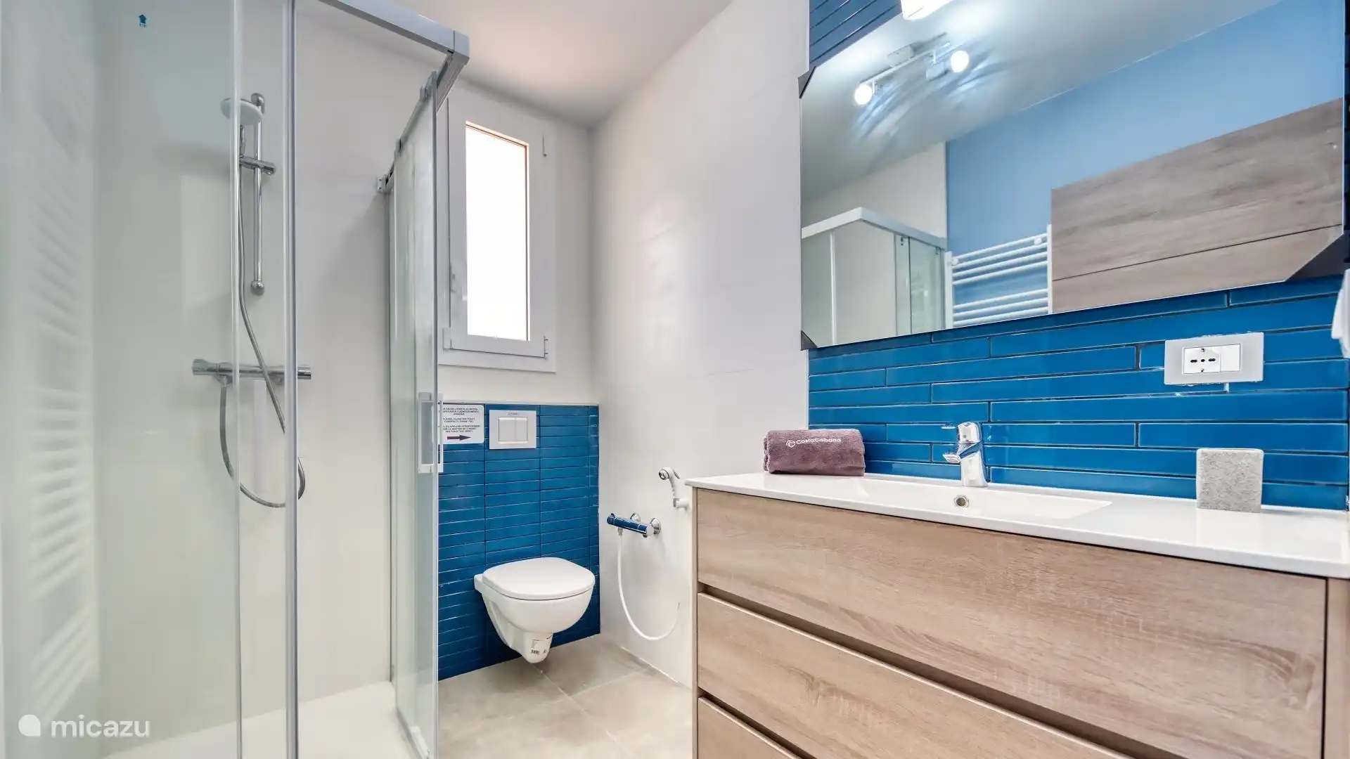 Treat yourself to a holiday in this luxury holiday home with spectacular views!