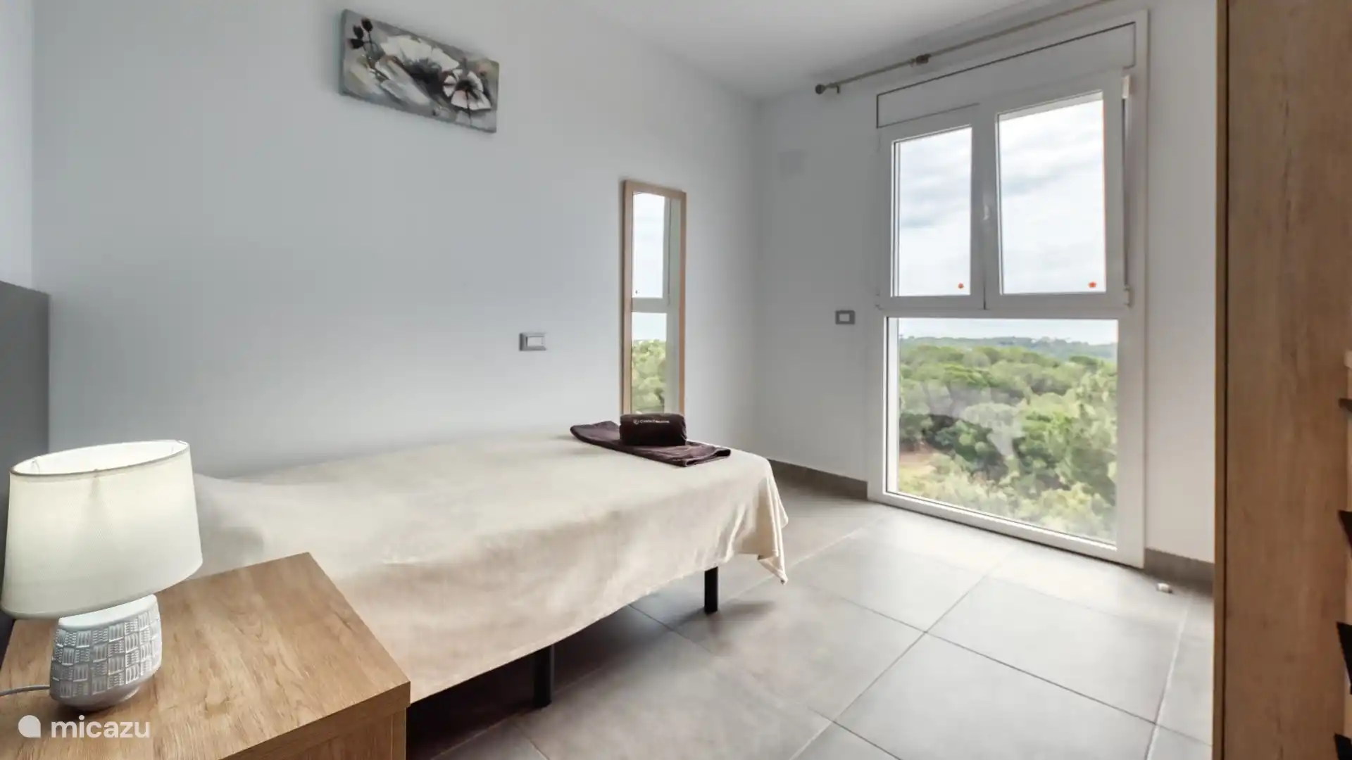 Treat yourself to a holiday in this luxury holiday home with spectacular views!