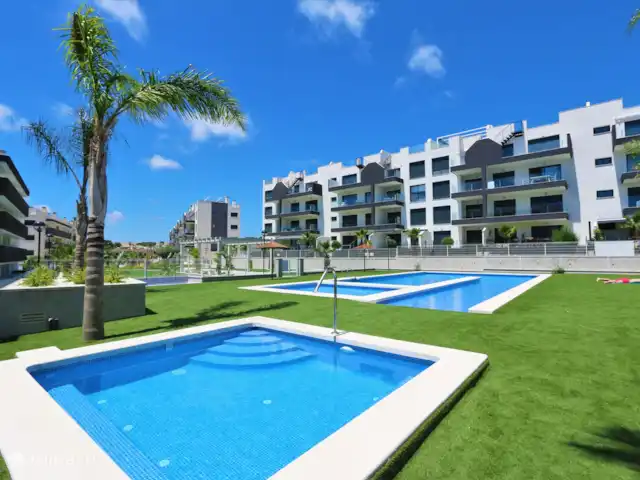 Zonnig appartement in Villamartin huren in Spanje, Costa Blanca, Villamartin - appartement Gezamenlijk zwembad