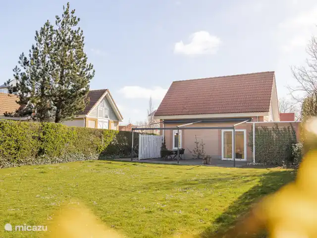 Casa de vacaciones Noordzee Boulevard 32 en Países Bajos, Zelanda, Kamperland - casa vacacional El amplio jardín