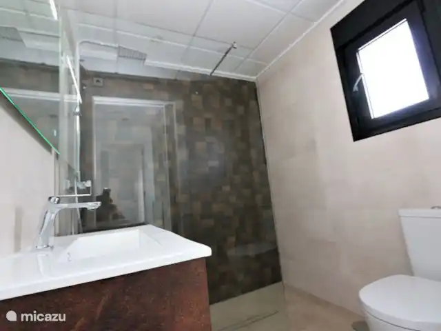 Villa moderne avec piscine privée | Espagne, Murcia, San Pedro del Pinatar - villa Salle de bain avec douche à l’italienne