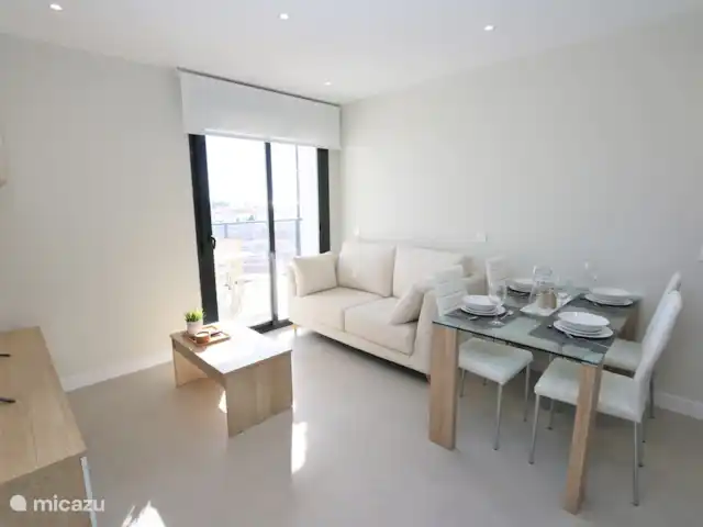 Location de Vacances Espagne, Murcia, San Pedro del Pinatar, appartement - Appartement avec vue mer au sud   Salon avec table à manger