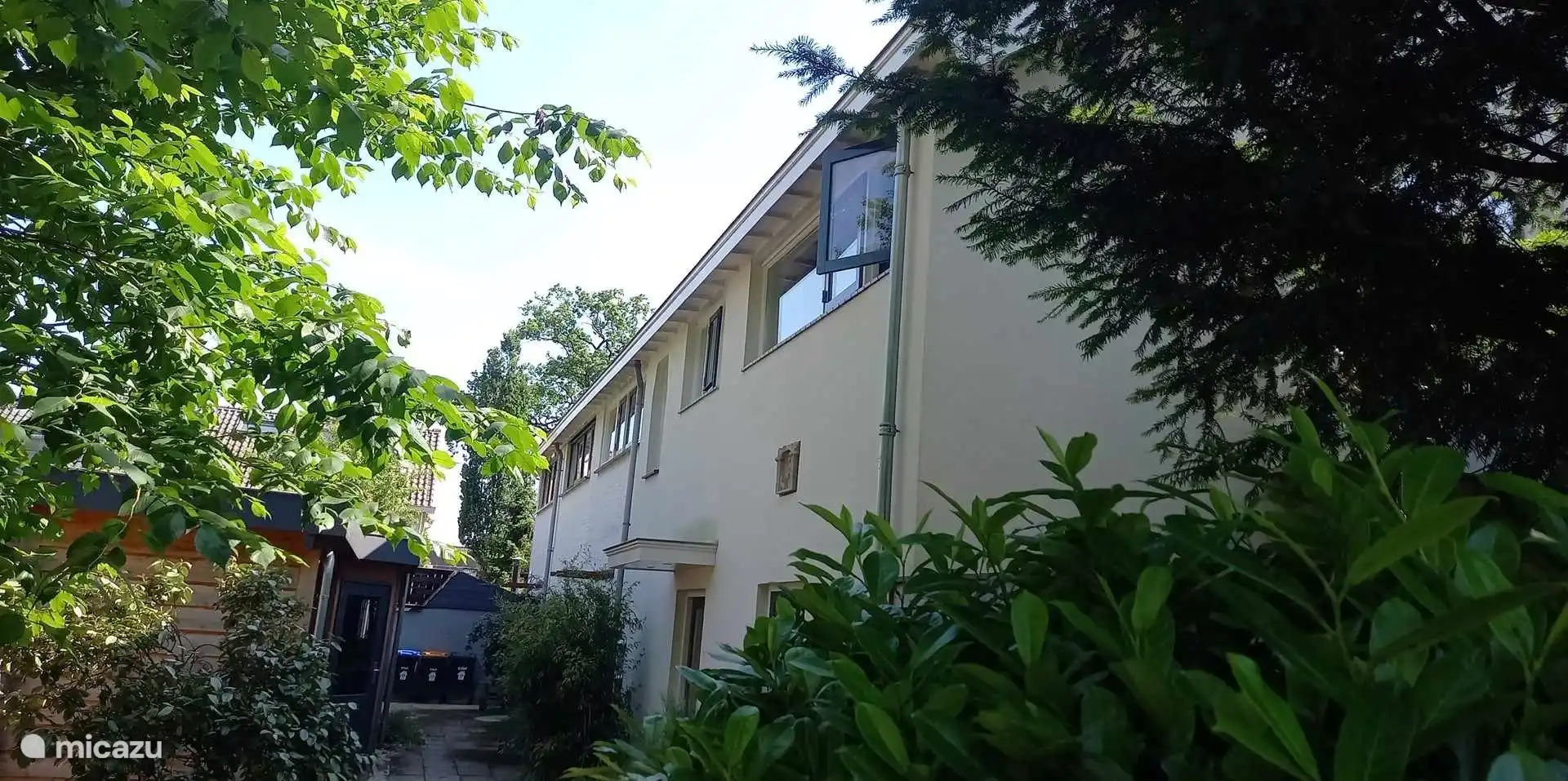 Petitville in Niederlande, Utrecht, Zeist - reihenhaus