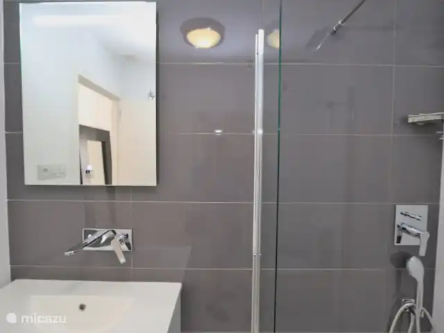 Bel appartement proche de la plage | Espagne, Costa Blanca, Torre de la Horadada - appartement Salle de bain avec douche à l’italienne