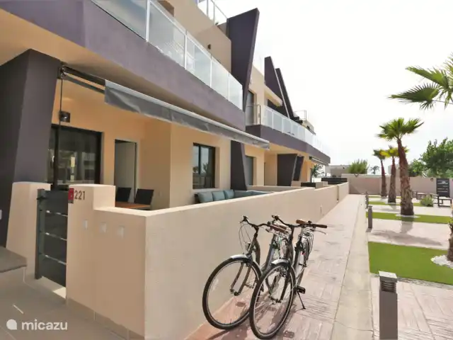 Bel appartement proche de la plage | Espagne, Costa Blanca, Torre de la Horadada - appartement Appartement attrayant près de la plage