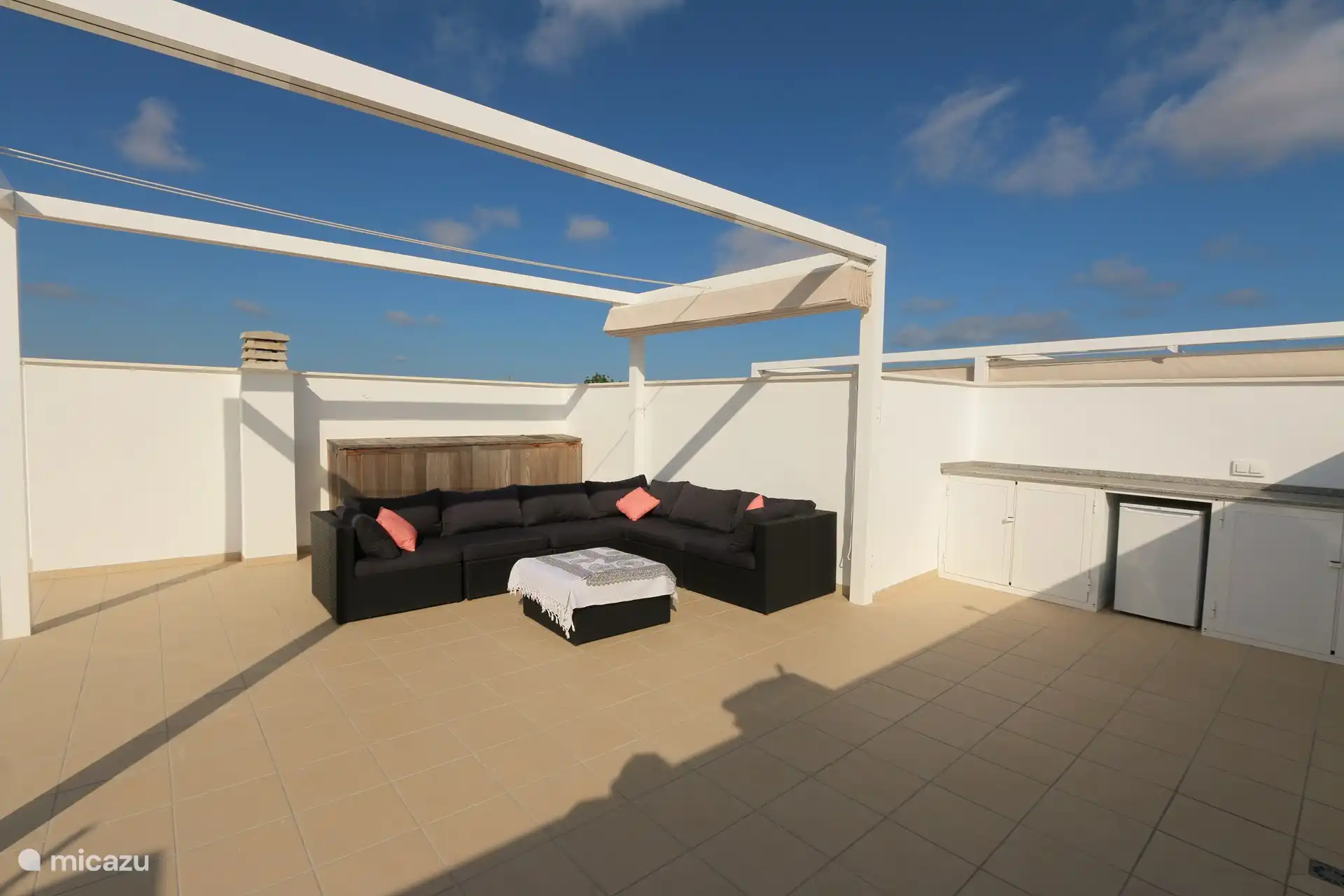 Terrasse mit Lounge-Set