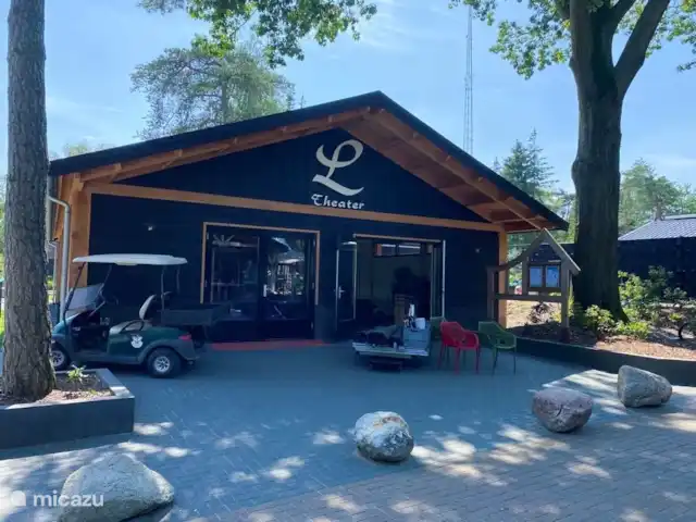 Cottage Felicity - Family Home huren in Nederland, Gelderland, Beekbergen - chalet Theater met in de zomer animatie voor kids