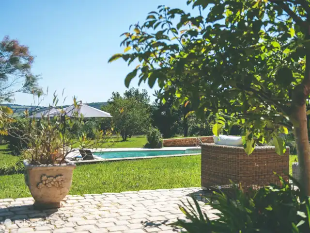 La Perla de Pradal en Francia, Dordoña, Siorac-en-Périgord - casa vacacional Piscina