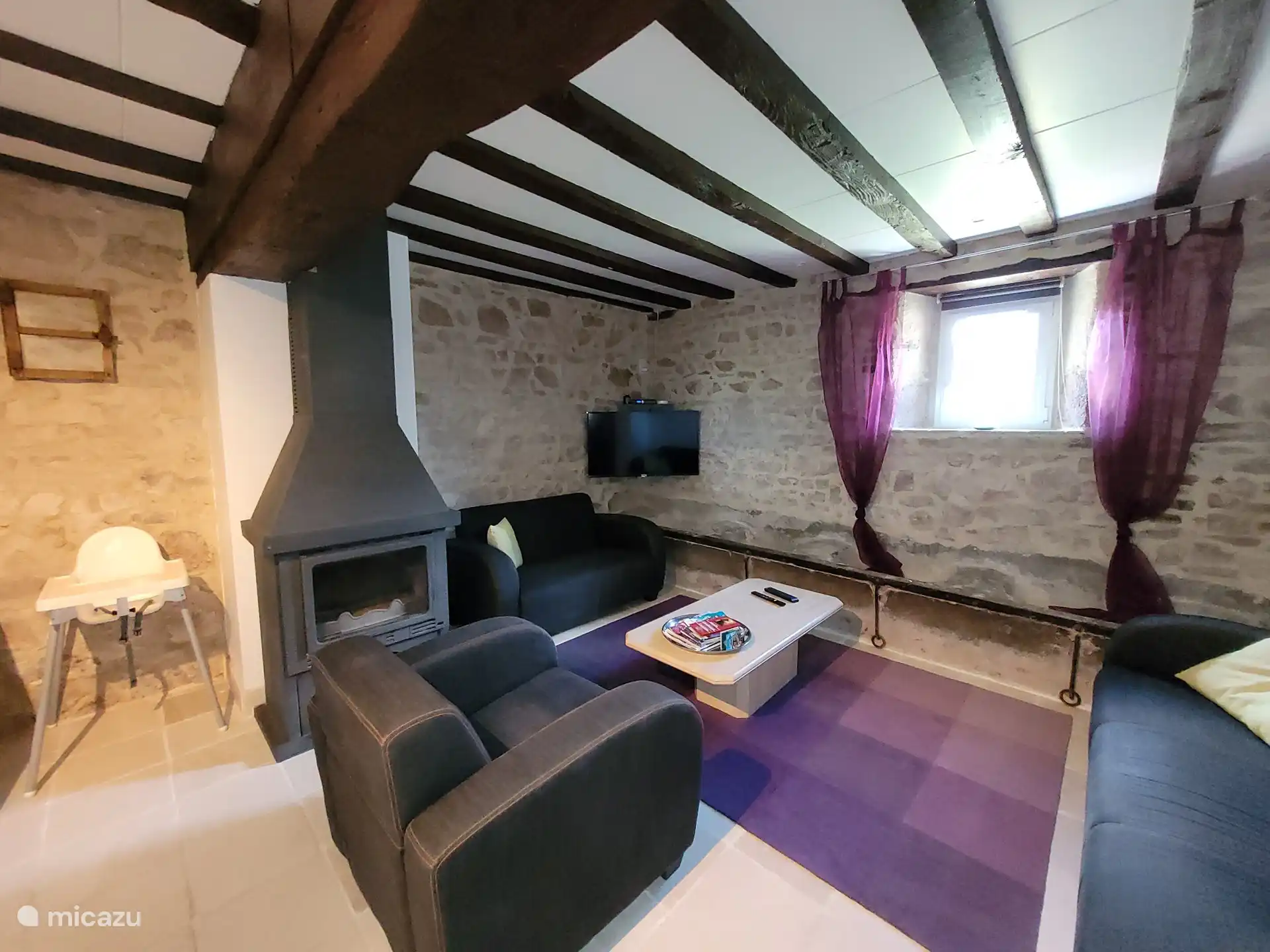 Salon avec coin salon