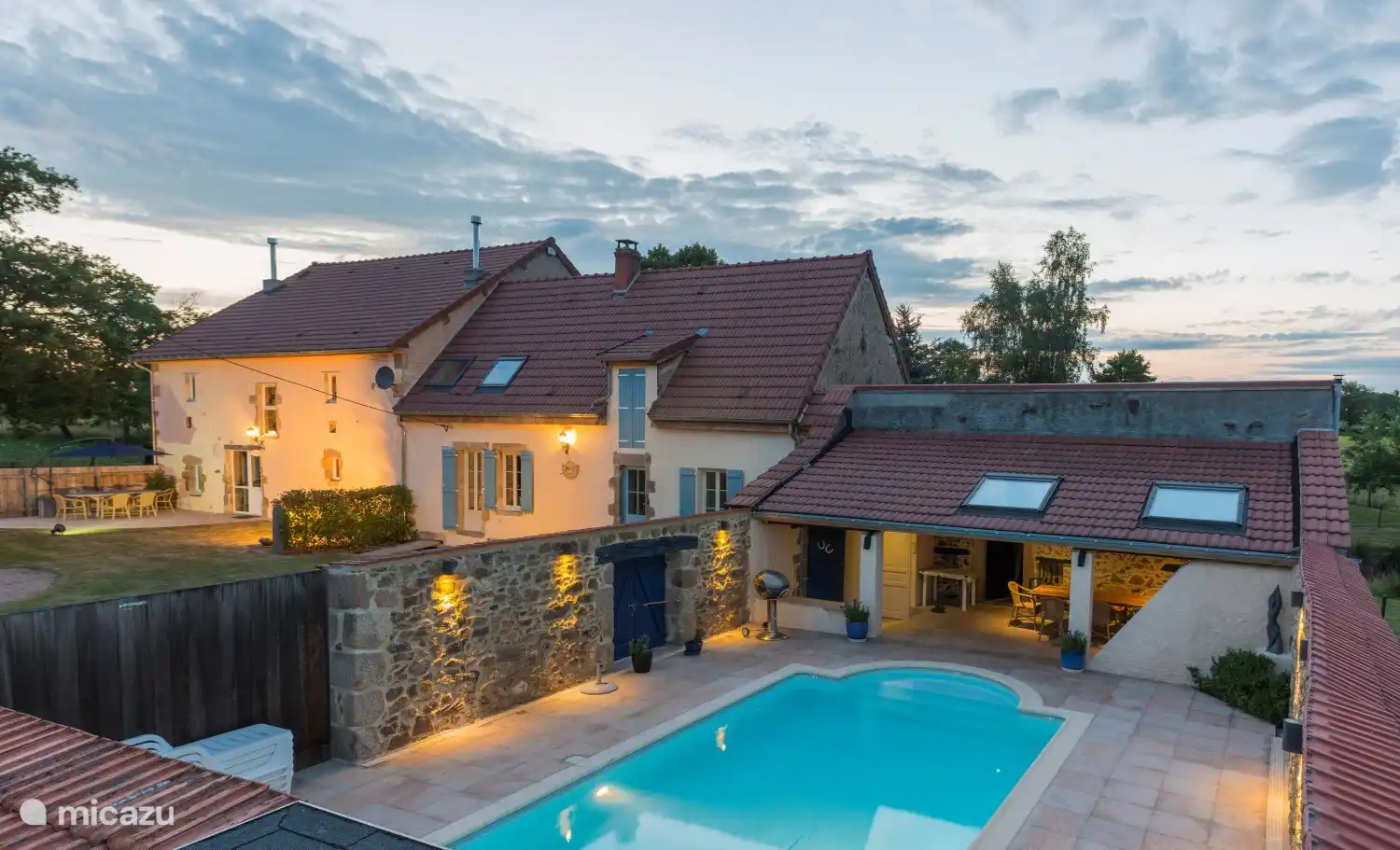 Gîte Bellevue (Fermette La Planche) | France, Allier, Hyds - gîte / cottage