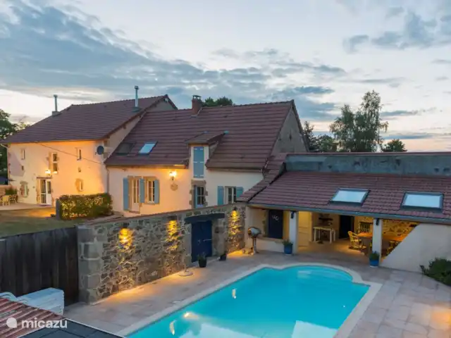 Gîte Bellevue (Fermette La Planche) | France, Allier, Hyds - gîte / cottage Gîte Bellevue (Fermette La Planche) | France, Allier, Hyds - gîte / cottage