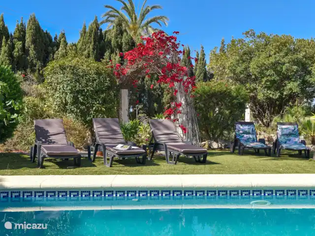 Location de Vacances Espagne, Costa Blanca, Benissa, villa - Casa La Vina Se détendre au bord de la piscine