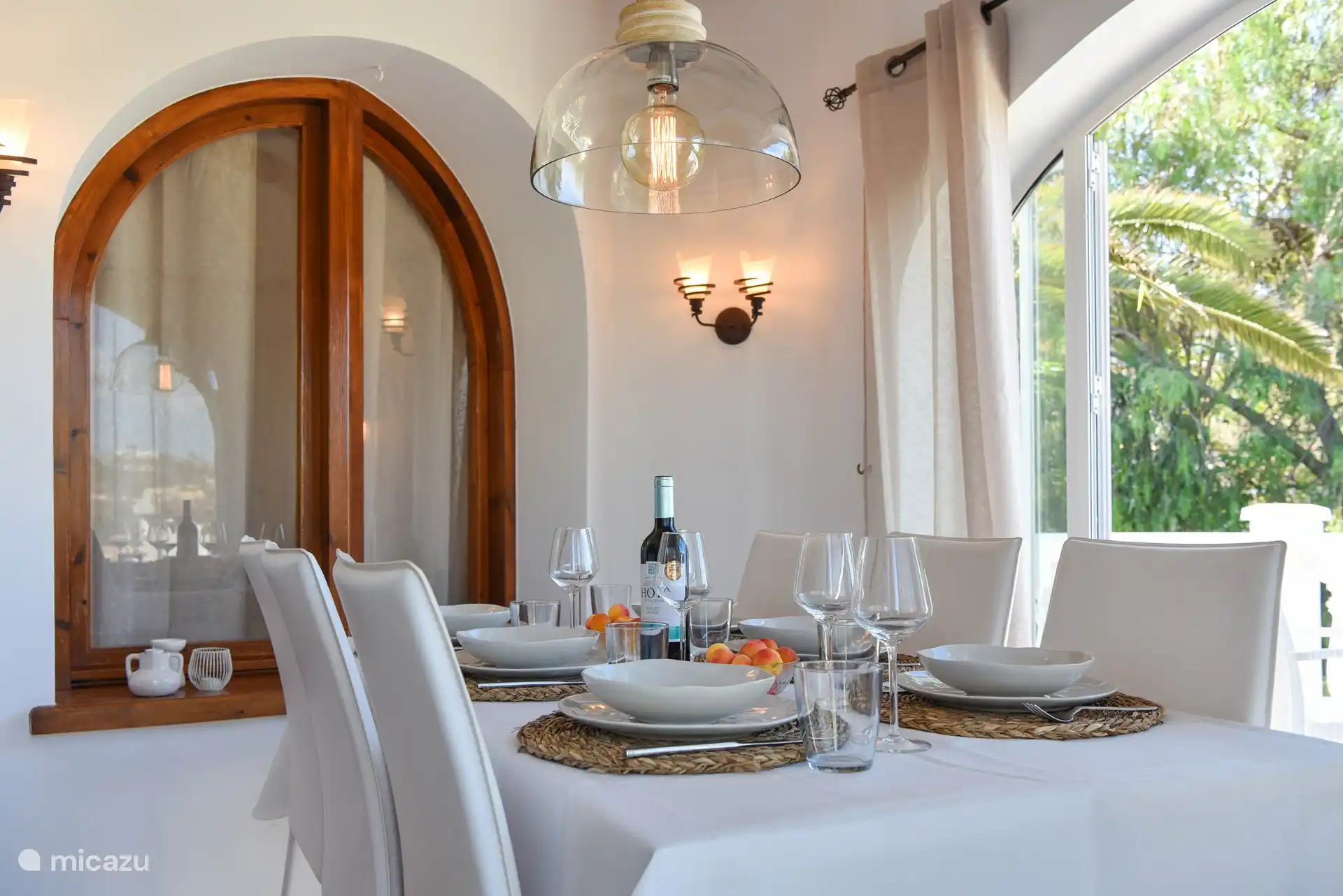 Wohnzimmer im Essbereich oben 