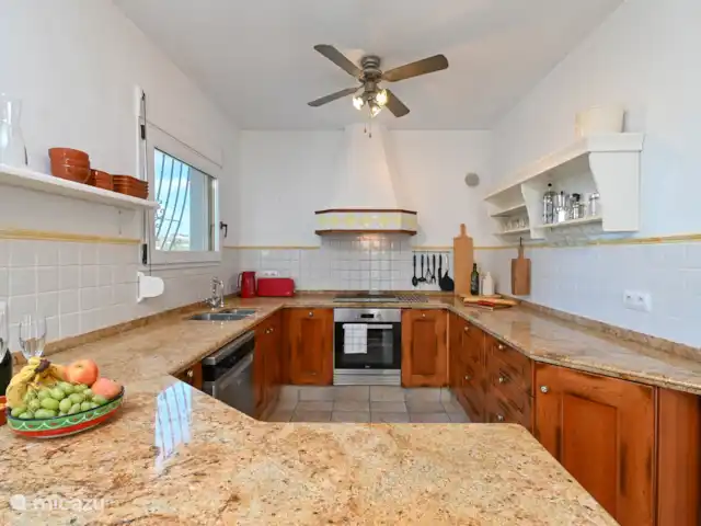 Location de Vacances Espagne, Costa Blanca, Benissa, villa - Casa La Vina Cuisine ouverte à l’étage