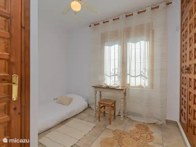 Location de Vacances Espagne, Costa Blanca, Benissa, villa - Casa La Vina Chambre 2 à l’étage (enfants)